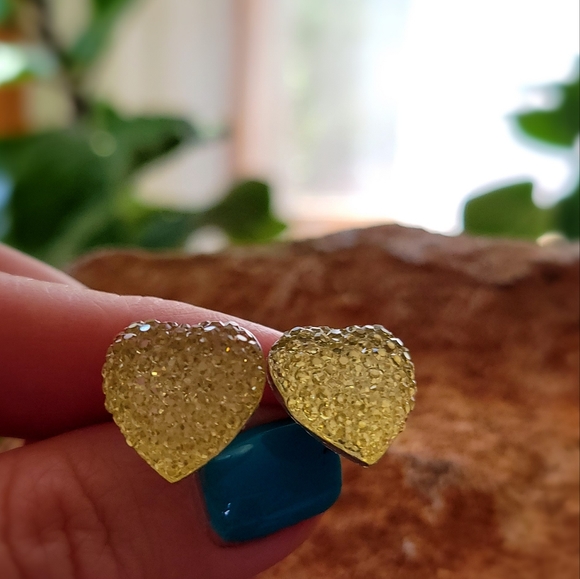 Light Yellow Faux Druzzy Stud Earrings Fashion Jewelry - Picture 1 of 3